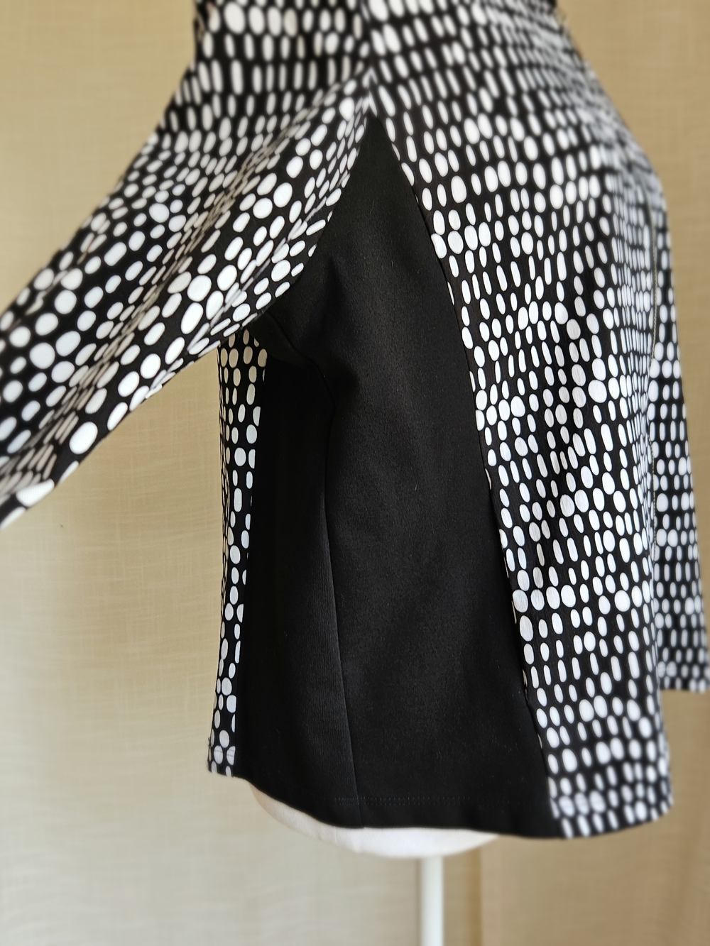 ZOE Womens Size L Black White Polka Dot Full Zip Bomber Jacket stretch - Picture 4 of 16